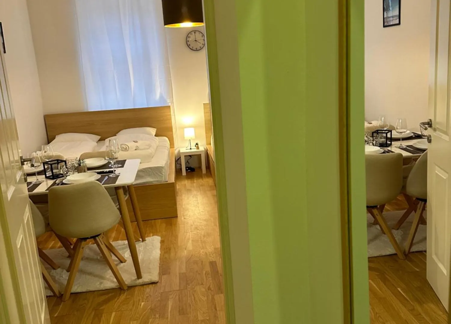 Cozy 5-Person Apartment In Vienna 6
