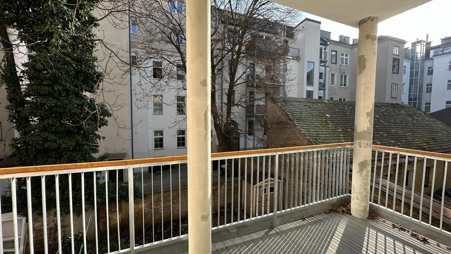 Cozy 5-Person Apartment In Vienna 6 Österreich